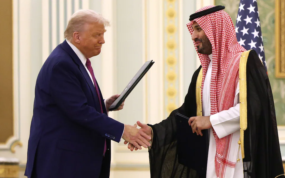 Tổng thống Trump thăm Ả Rập Xê-út: Chuyến đi của những điều đặc biệt- Ảnh 1. Tổng thống Trump thăm Ả Rập Xê-út: Chuyến đi của những điều đặc biệt- Ảnh 1.