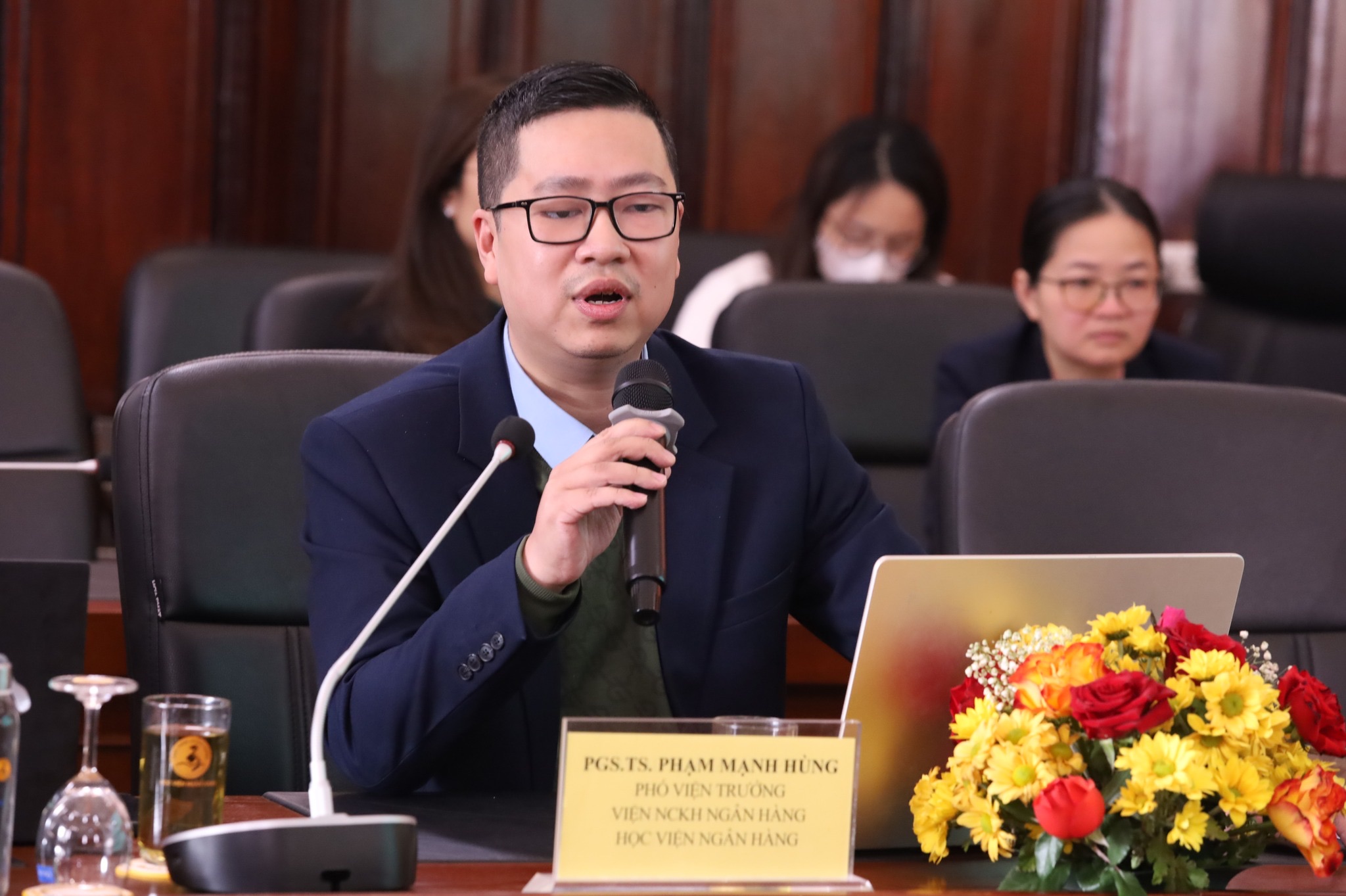 Minh bạch sở hữu ngân hàng: Siết luật chỉ là bước đầu- Ảnh 1. Minh bạch sở hữu ngân hàng: Siết luật chỉ là bước đầu- Ảnh 1.