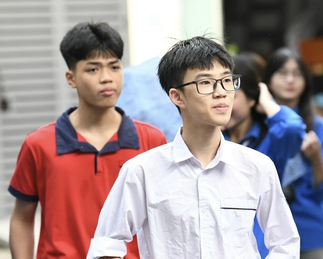 Chậm nhất ngày 23/5, công bố trường hợp được tuyển thẳng vào lớp 10 tại Hà Nội- Ảnh 2. Chậm nhất ngày 23/5, công bố trường hợp được tuyển thẳng vào lớp 10 tại Hà Nội- Ảnh 2.