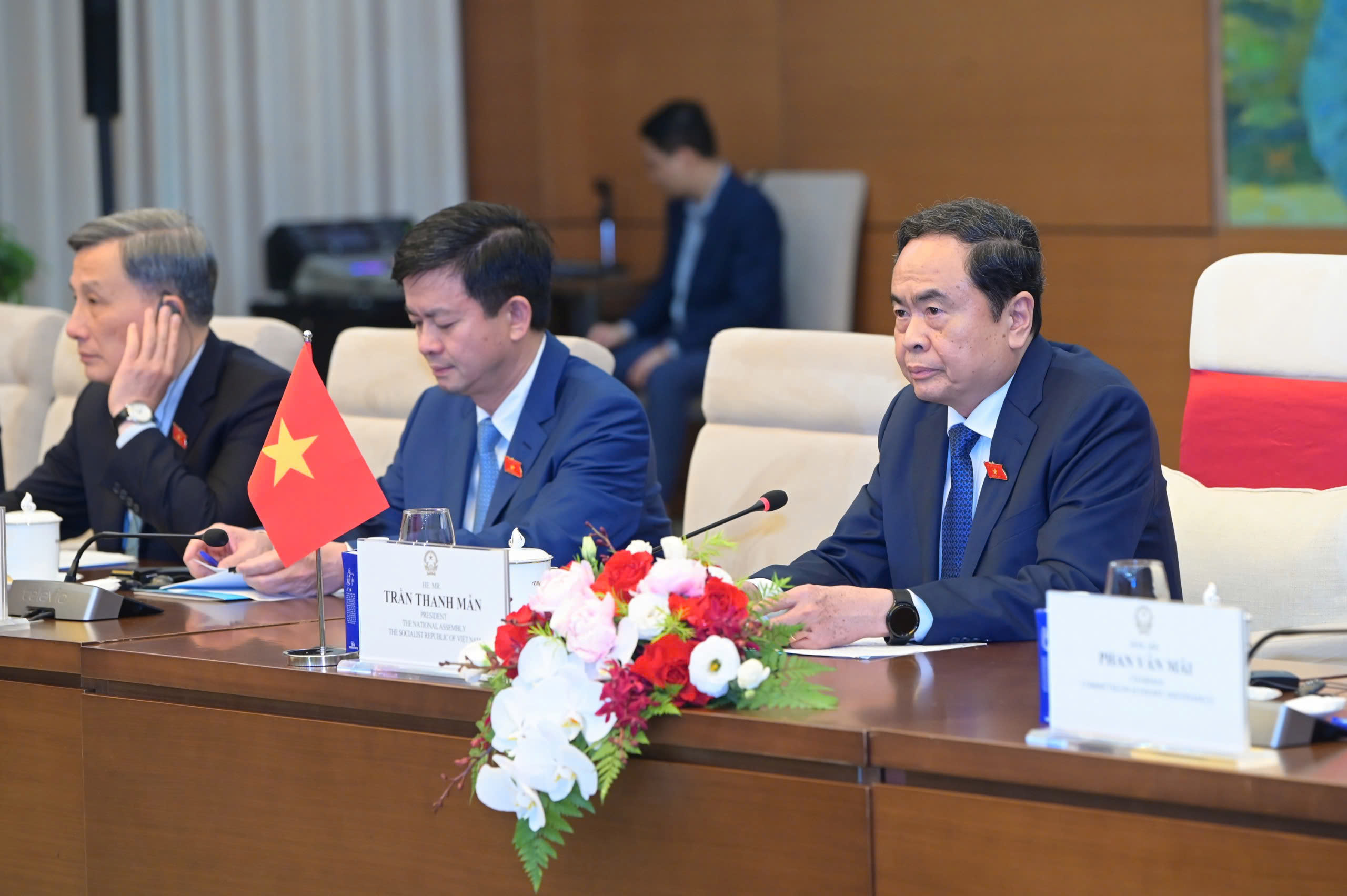 Chủ tịch Quốc hội Trần Thanh Mẫn hội kiến Thủ tướng Thái Lan - Ảnh 5. Chủ tịch Quốc hội Trần Thanh Mẫn hội kiến Thủ tướng Thái Lan - Ảnh 5.