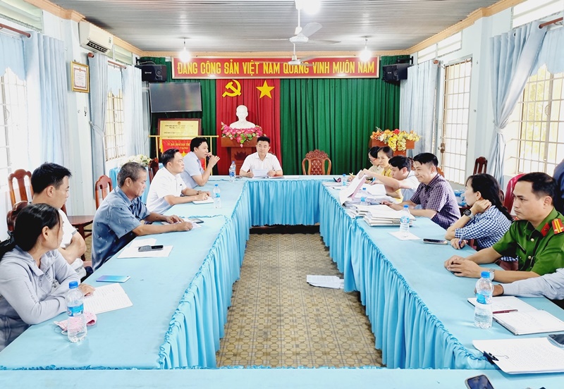 Bắt đầu cưỡng chế thu hồi đất cho dự án cao tốc Biên Hòa - Vũng Tàu đoạn qua Long Thành- Ảnh 1. Bắt đầu cưỡng chế thu hồi đất cho dự án cao tốc Biên Hòa - Vũng Tàu đoạn qua Long Thành- Ảnh 1.