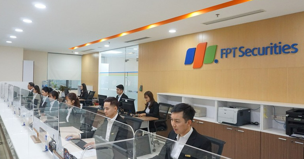 Chứng khoán FPT muốn vay ACB 2.000 tỷ đồng- Ảnh 1. Chứng khoán FPT muốn vay ACB 2.000 tỷ đồng- Ảnh 1.