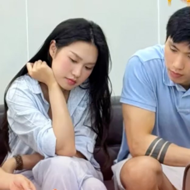 Nhan sắc tiểu thư Doãn Hải My gây sốt khi cùng chồng đi chọn nội thất cho căn biệt thự chục tỷ- Ảnh 3. Nhan sắc tiểu thư Doãn Hải My gây sốt khi cùng chồng đi chọn nội thất cho căn biệt thự chục tỷ- Ảnh 3.