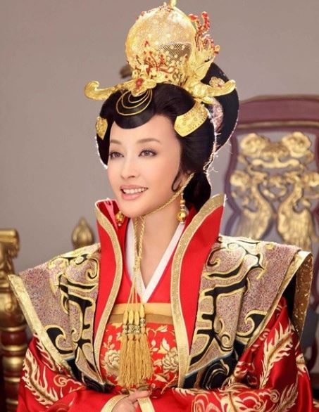 "Võ Tắc Thiên" Lưu Hiểu Khánh vướng cáo buộc trốn thuế- Ảnh 2. "Võ Tắc Thiên" Lưu Hiểu Khánh vướng cáo buộc trốn thuế- Ảnh 2.