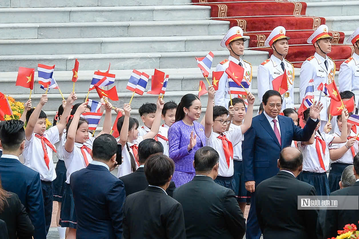Thủ tướng Phạm Minh Chính chủ trì lễ đón Thủ tướng Thái Lan- Ảnh 5. Thủ tướng Phạm Minh Chính chủ trì lễ đón Thủ tướng Thái Lan- Ảnh 5.