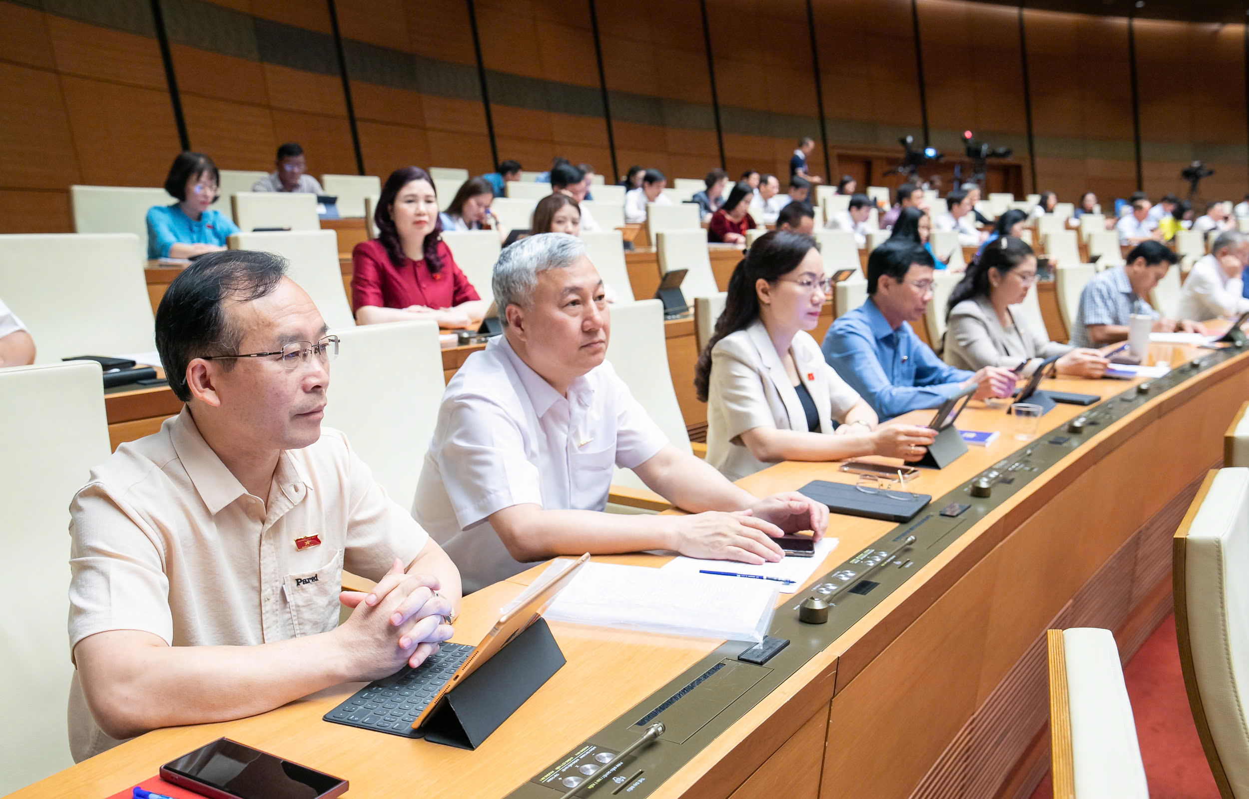 1 Luật sửa 7 Luật ngành tài chính: Thêm loạt ưu đãi về thuế, mở rộng quy định chỉ định thầu- Ảnh 2. 1 Luật sửa 7 Luật ngành tài chính: Thêm loạt ưu đãi về thuế, mở rộng quy định chỉ định thầu- Ảnh 2.