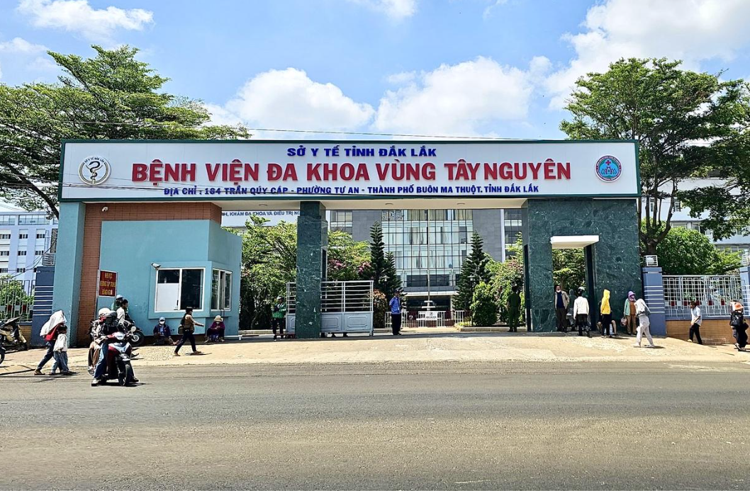 Vụ cấp chứng chỉ hành nghề khám chữa bệnh giả: Công an khởi tố 6 bị can- Ảnh 2. Vụ cấp chứng chỉ hành nghề khám chữa bệnh giả: Công an khởi tố 6 bị can- Ảnh 2.