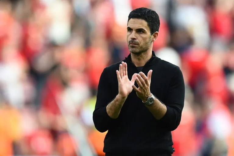 Mikel Arteta sẵn sàng phá vỡ ngân sách chuyển nhượng của Arsenal để có được một tiền đạo chất lượng. (Ảnh: PETER POWELL) Mikel Arteta sẵn sàng phá vỡ ngân sách chuyển nhượng của Arsenal để có được một tiền đạo chất lượng. (Ảnh: PETER POWELL)