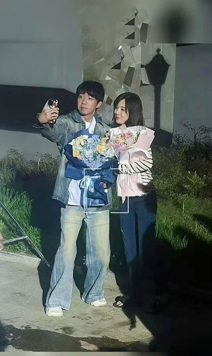 Cặp đôi diễn viên nổi tiếng showbiz bí mật kết hôn- Ảnh 2. Cặp đôi diễn viên nổi tiếng showbiz bí mật kết hôn- Ảnh 2.