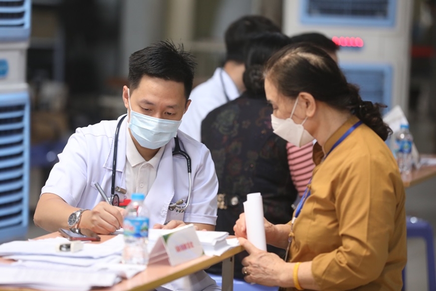 Từ 1/7, không khám chữa bệnh ở bệnh viện vẫn có thể được BHYT chi trả- Ảnh 1. Từ 1/7, không khám chữa bệnh ở bệnh viện vẫn có thể được BHYT chi trả- Ảnh 1.