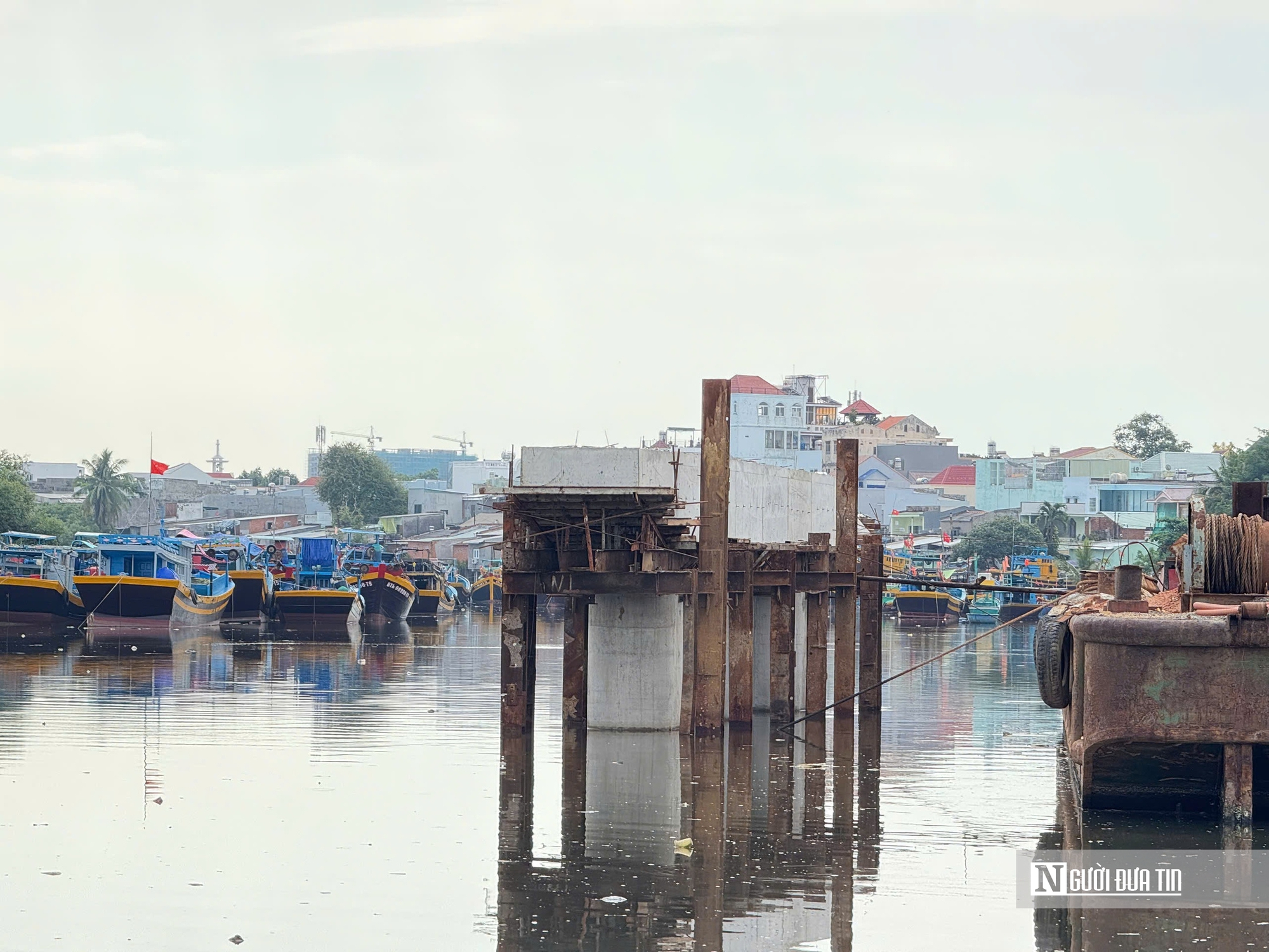 Bình Thuận đẩy mạnh giải phóng mặt bằng để kịp tiến độ dự án cầu Văn Thánh- Ảnh 9. Bình Thuận đẩy mạnh giải phóng mặt bằng để kịp tiến độ dự án cầu Văn Thánh- Ảnh 9.