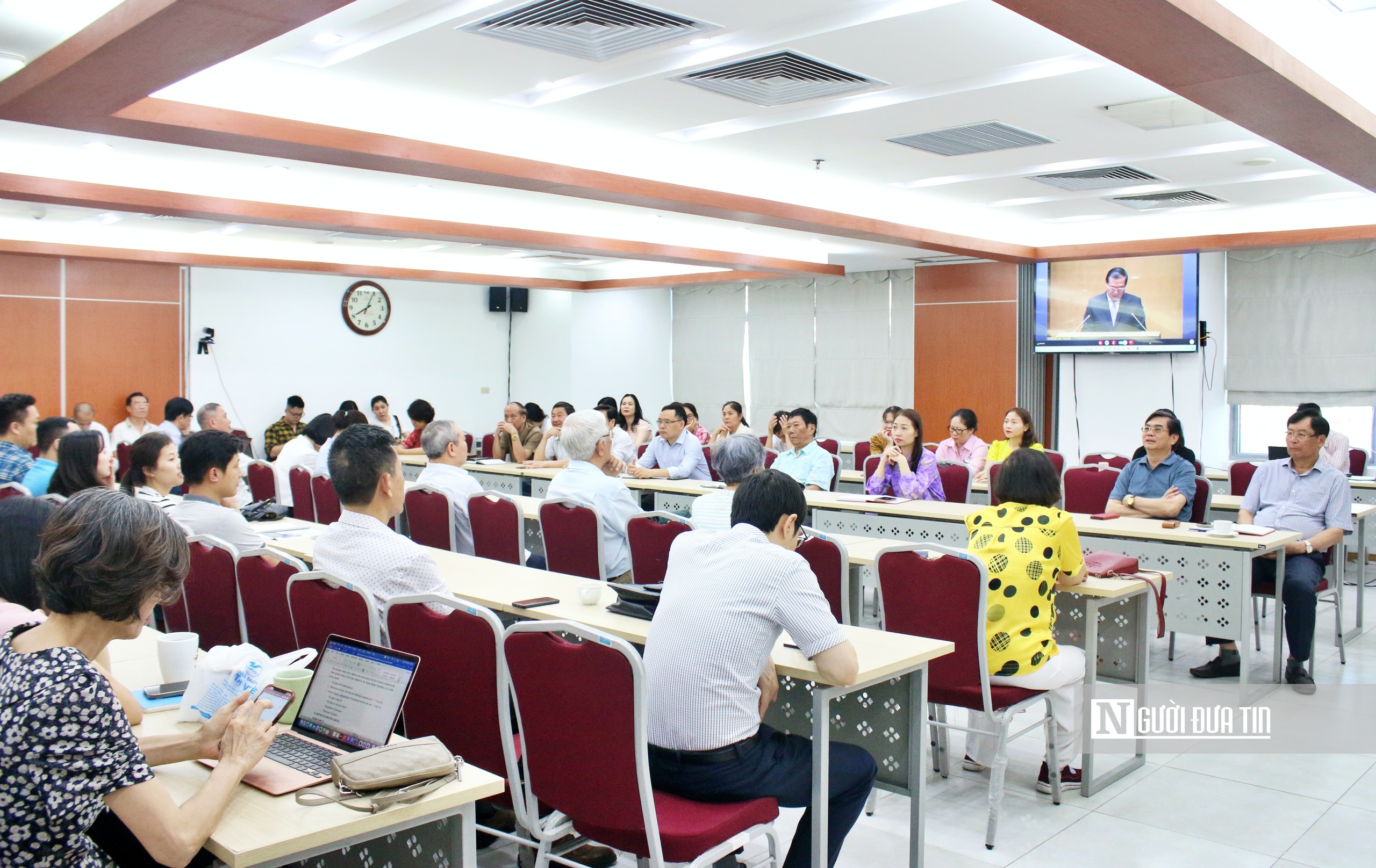 Đảng bộ Hội Luật gia Việt Nam tham dự trực tuyến Hội nghị toàn quốc quán triệt, triển khai Nghị quyết Trung ương 66 và 68- Ảnh 4. Đảng bộ Hội Luật gia Việt Nam tham dự trực tuyến Hội nghị toàn quốc quán triệt, triển khai Nghị quyết Trung ương 66 và 68- Ảnh 4.