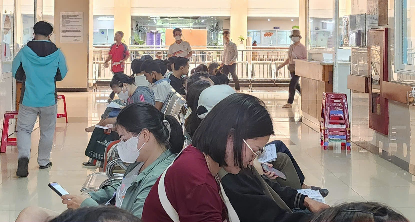 Đà Nẵng tăng cường phòng chống Covid-19 trước mùa du lịch hè- Ảnh 1. Đà Nẵng tăng cường phòng chống Covid-19 trước mùa du lịch hè- Ảnh 1.