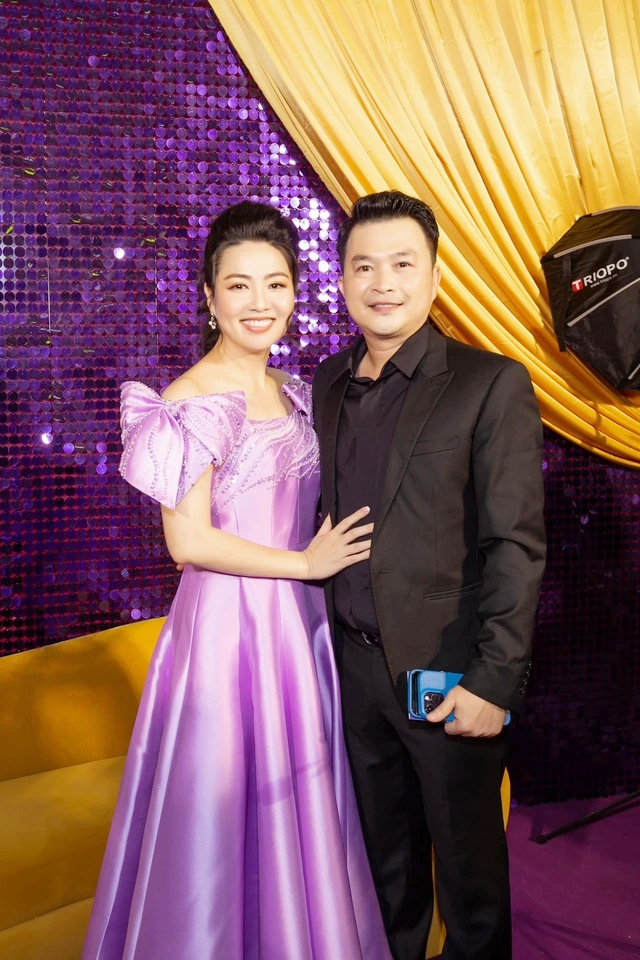 "Người yêu" mới công khai của Quốc Trường, tiết lộ cuộc sống ở tuổi 44- Ảnh 3. "Người yêu" mới công khai của Quốc Trường, tiết lộ cuộc sống ở tuổi 44- Ảnh 3.