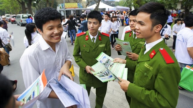 Những ngành học được miễn 100% học phí năm học 2025- Ảnh 1. Những ngành học được miễn 100% học phí năm học 2025- Ảnh 1.