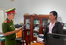 Khởi tố 3 bị can lợi dụng chức vụ, quyền hạn trong khi thi hành công vụ- Ảnh 1. Khởi tố 3 bị can lợi dụng chức vụ, quyền hạn trong khi thi hành công vụ- Ảnh 1.