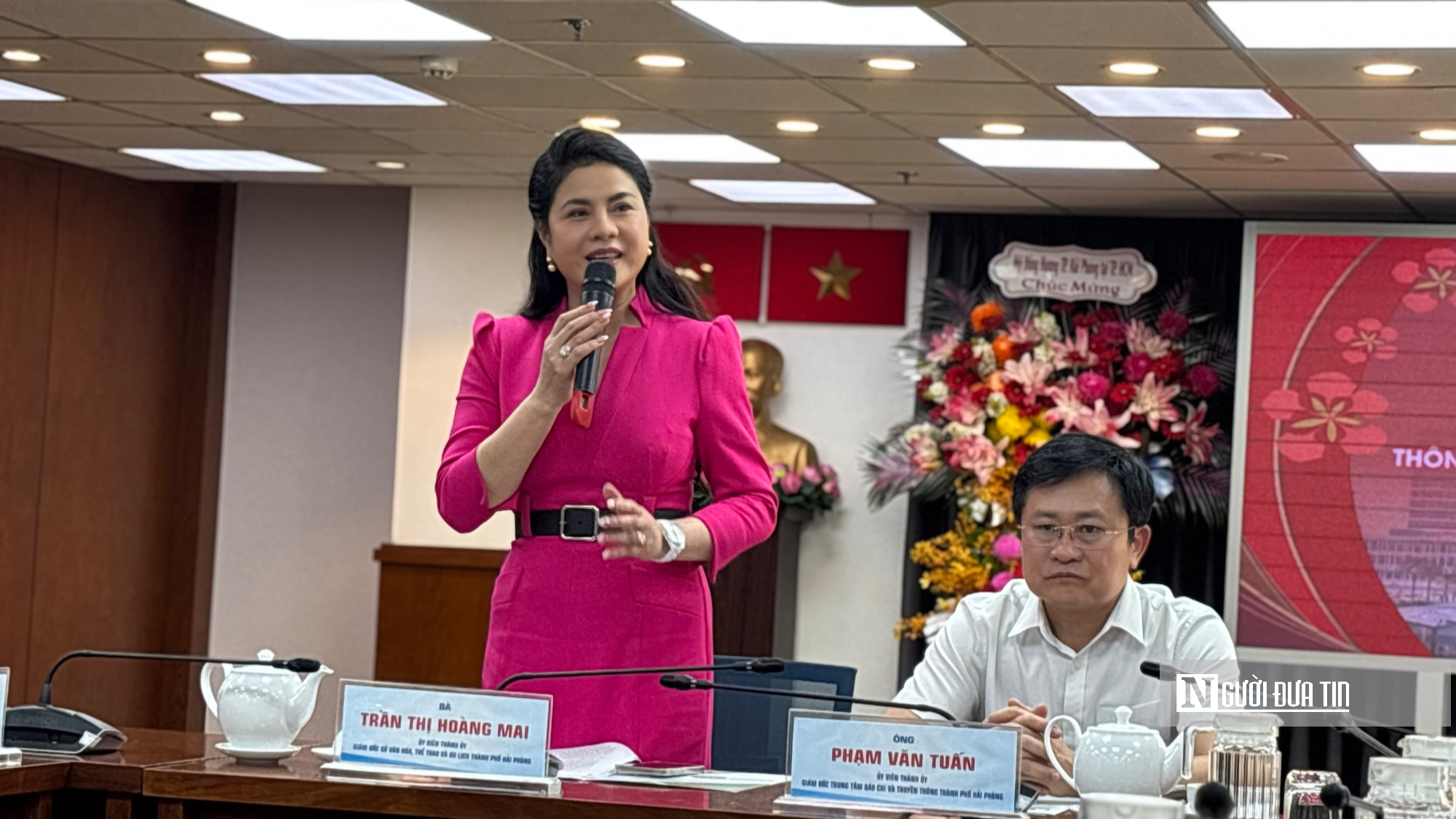 Hải Phòng rực rỡ Lễ hội Hoa Phượng Đỏ 2025: 70 năm niềm tin, khí phách và khát vọng vươn xa- Ảnh 1. Hải Phòng rực rỡ Lễ hội Hoa Phượng Đỏ 2025: 70 năm niềm tin, khí phách và khát vọng vươn xa- Ảnh 1.