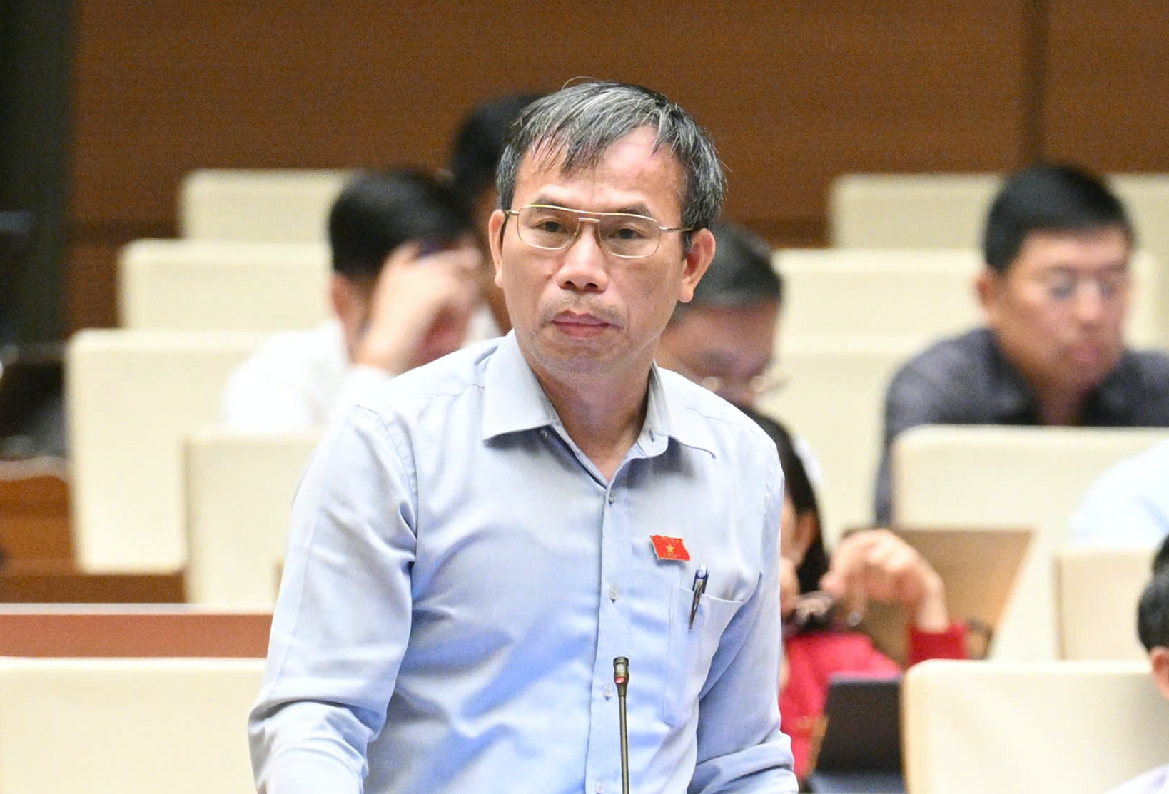 Tranh luận về đề xuất người từ 16 tuổi được góp vốn, thành lập doanh nghiệp- Ảnh 2. Tranh luận về đề xuất người từ 16 tuổi được góp vốn, thành lập doanh nghiệp- Ảnh 2.