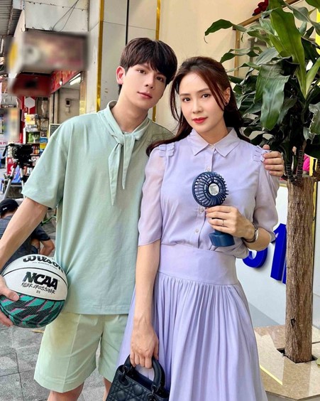 Hot boy Thái Vũ trong "Cha tôi, người ở lại", khiến khán giả ngạc nhiên- Ảnh 5. Hot boy Thái Vũ trong "Cha tôi, người ở lại", khiến khán giả ngạc nhiên- Ảnh 5.
