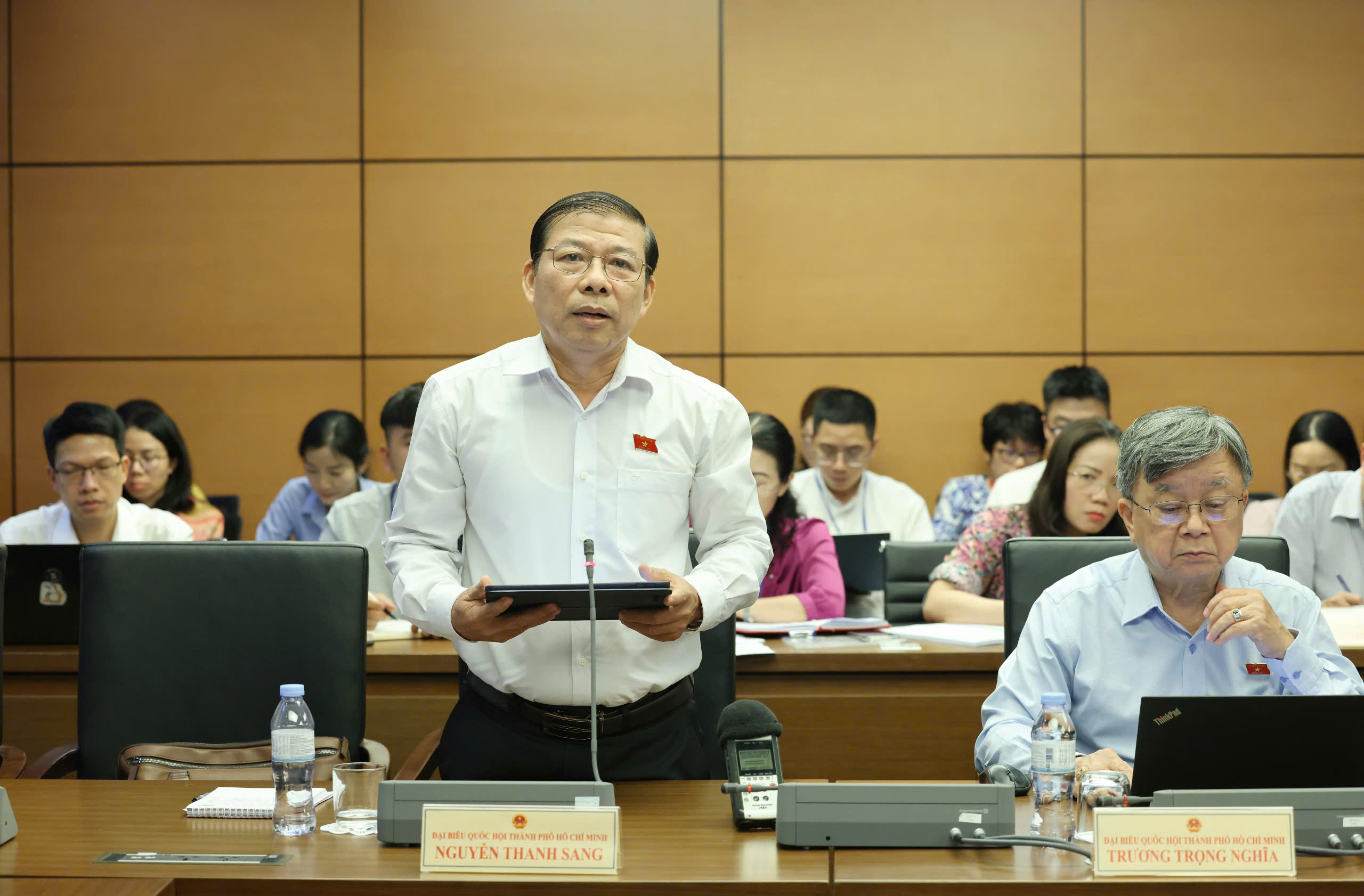 Đại biểu phân tích lý do không nên bỏ án tử hình với tội làm thuốc giả- Ảnh 1. Đại biểu phân tích lý do không nên bỏ án tử hình với tội làm thuốc giả- Ảnh 1.