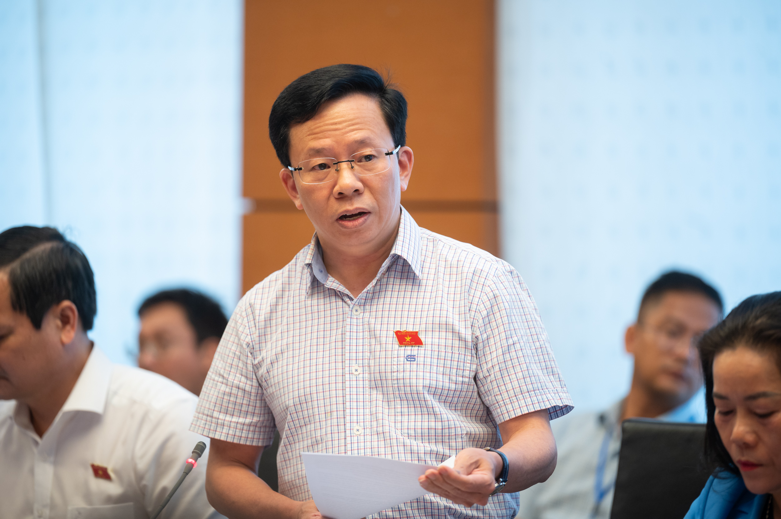 ĐBQH ao ước "tiết kiệm phải trở thành một lẽ sống"- Ảnh 2. ĐBQH ao ước "tiết kiệm phải trở thành một lẽ sống"- Ảnh 2.