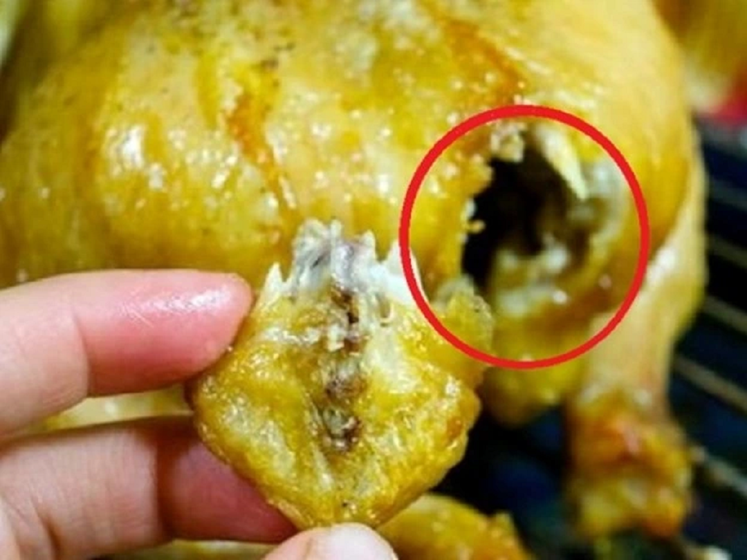 3 bộ phận "vừa bẩn, vừa độc" của con gà, nhiều người không biết tưởng bổ- Ảnh 2. 3 bộ phận "vừa bẩn, vừa độc" của con gà, nhiều người không biết tưởng bổ- Ảnh 2.