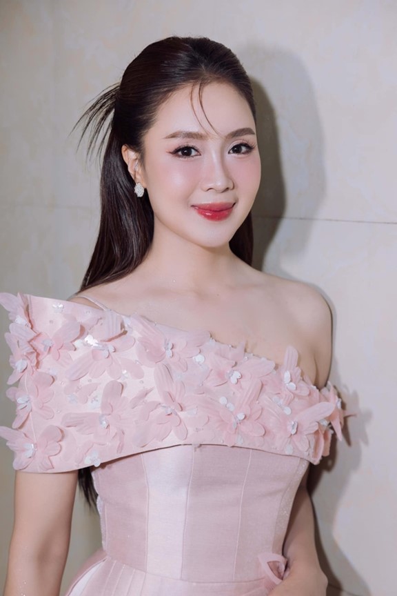 Nữ diễn viên tài sắc, hôn nhân sau gần 2 thập kỷ vẫn là một câu hỏi- Ảnh 1. Nữ diễn viên tài sắc, hôn nhân sau gần 2 thập kỷ vẫn là một câu hỏi- Ảnh 1.