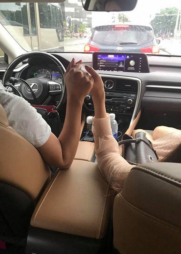 Nữ diễn viên tài sắc, hôn nhân sau gần 2 thập kỷ vẫn là một câu hỏi- Ảnh 5. Nữ diễn viên tài sắc, hôn nhân sau gần 2 thập kỷ vẫn là một câu hỏi- Ảnh 5.