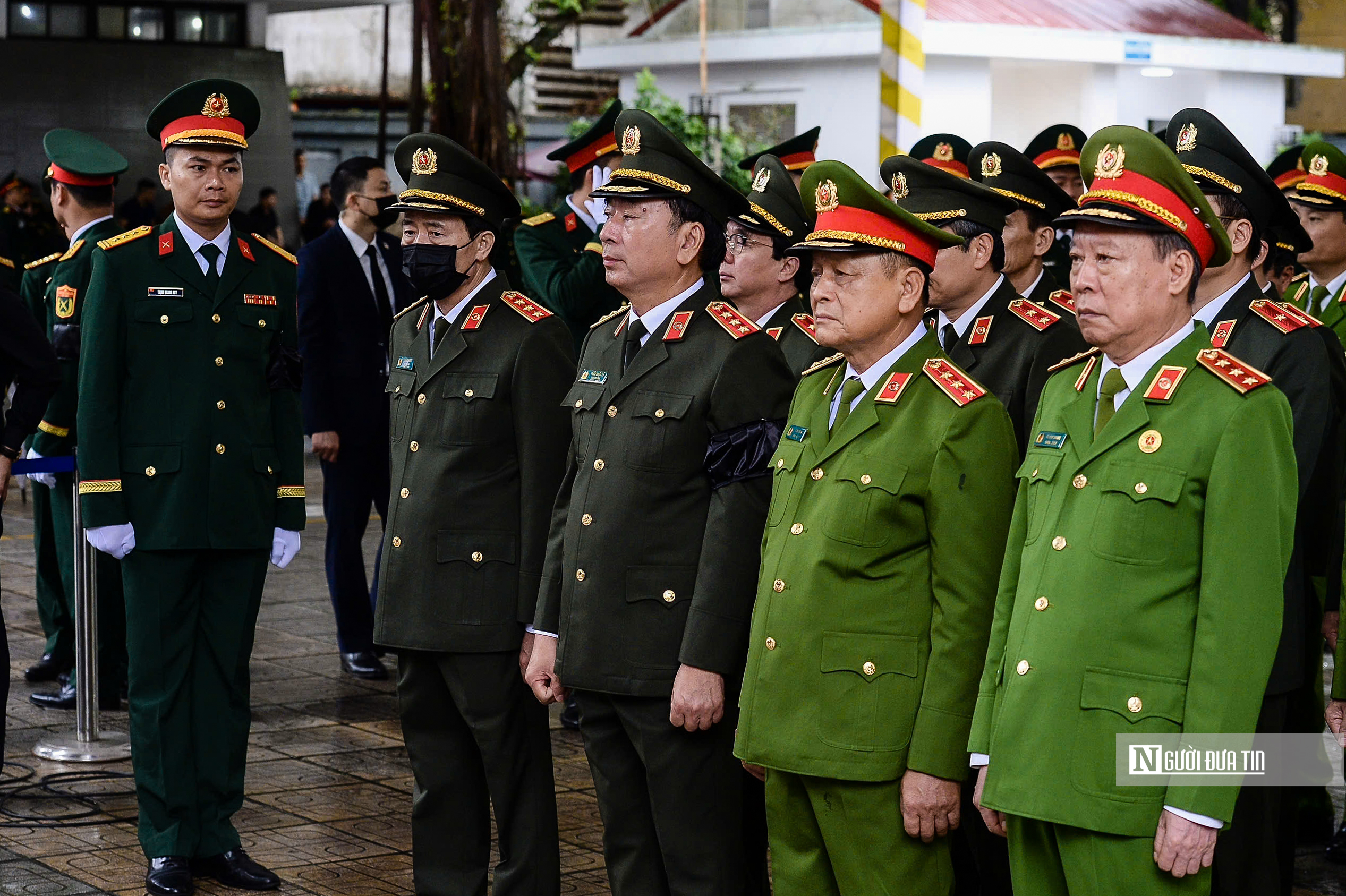 Lãnh đạo Đảng, Nhà nước viếng nguyên Chủ tịch nước Trần Đức Lương- Ảnh 10. Lãnh đạo Đảng, Nhà nước viếng nguyên Chủ tịch nước Trần Đức Lương- Ảnh 10.