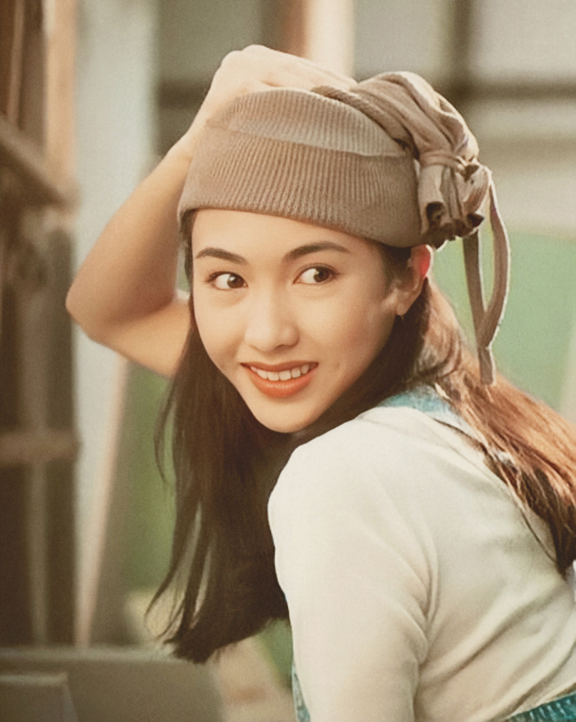 Cuộc sống của "đệ nhất mỹ nhân" từng vướng tin hẹn hò cùng tài tử Lý Hùng, hiện ra sao?- Ảnh 1. Cuộc sống của "đệ nhất mỹ nhân" từng vướng tin hẹn hò cùng tài tử Lý Hùng, hiện ra sao?- Ảnh 1.
