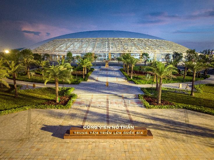 Phá kỷ lục tiến độ, Trung tâm Triển lãm Quốc gia - biểu tượng phát triển mới của Thủ đô lộ diện- Ảnh 4. Phá kỷ lục tiến độ, Trung tâm Triển lãm Quốc gia - biểu tượng phát triển mới của Thủ đô lộ diện- Ảnh 4.