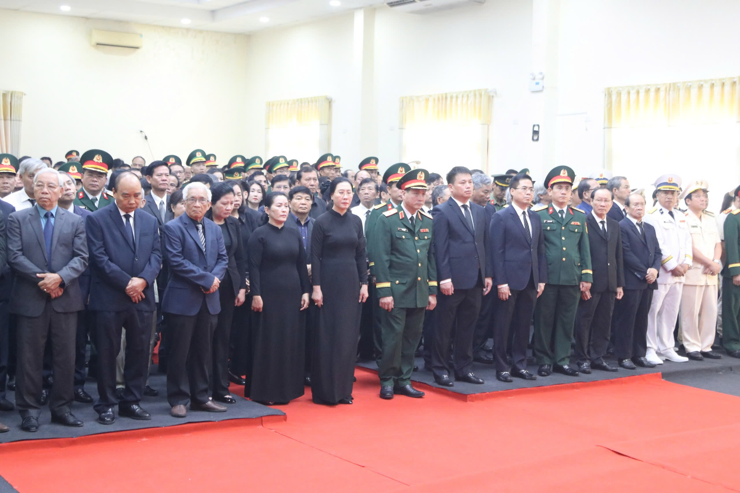 Lễ truy điệu nguyên Chủ tịch nước Trần Đức Lương tại Quảng Ngãi- Ảnh 2.