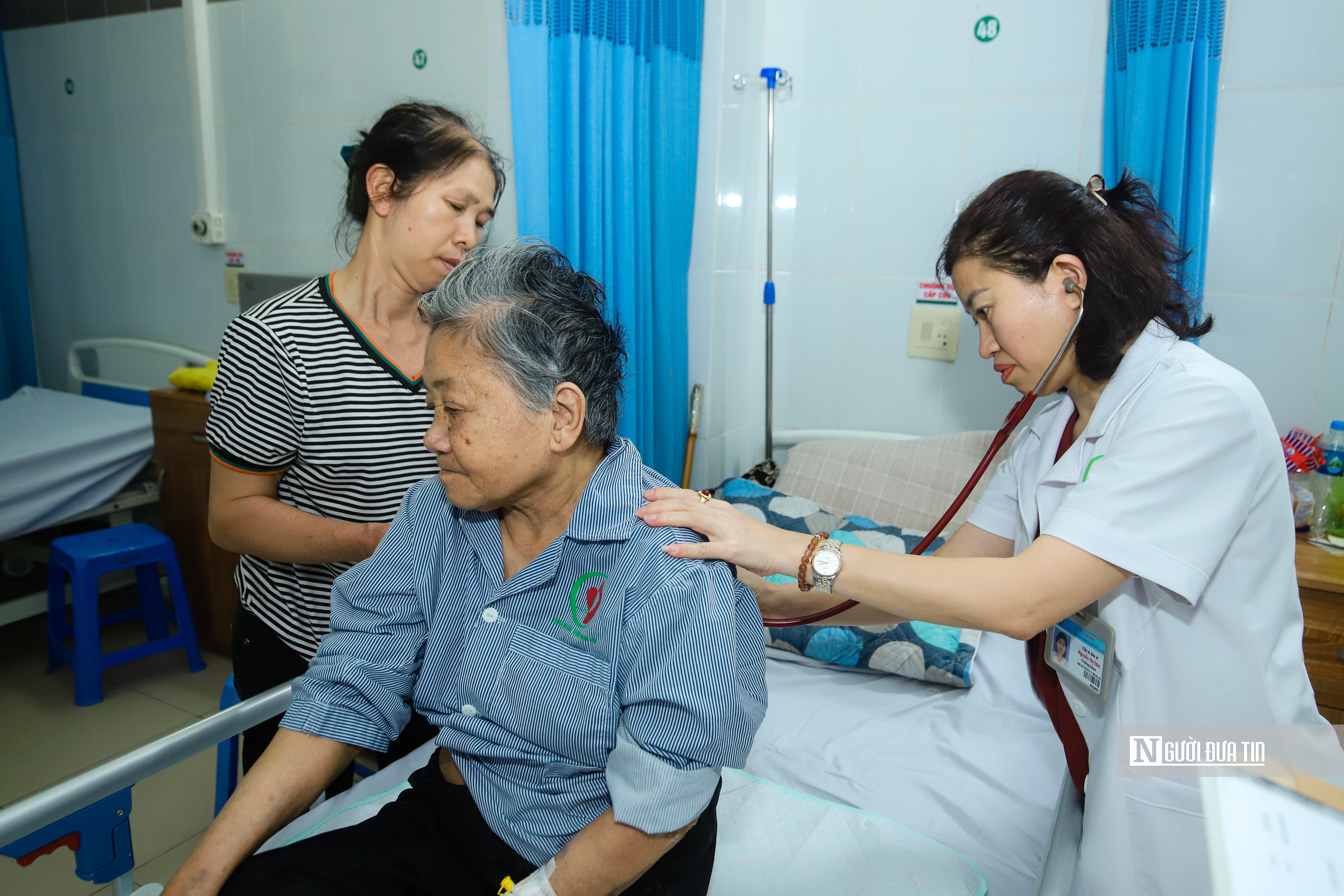 Nỗ lực vì sức khỏe nhân dân- Ảnh 3. Nỗ lực vì sức khỏe nhân dân- Ảnh 3.