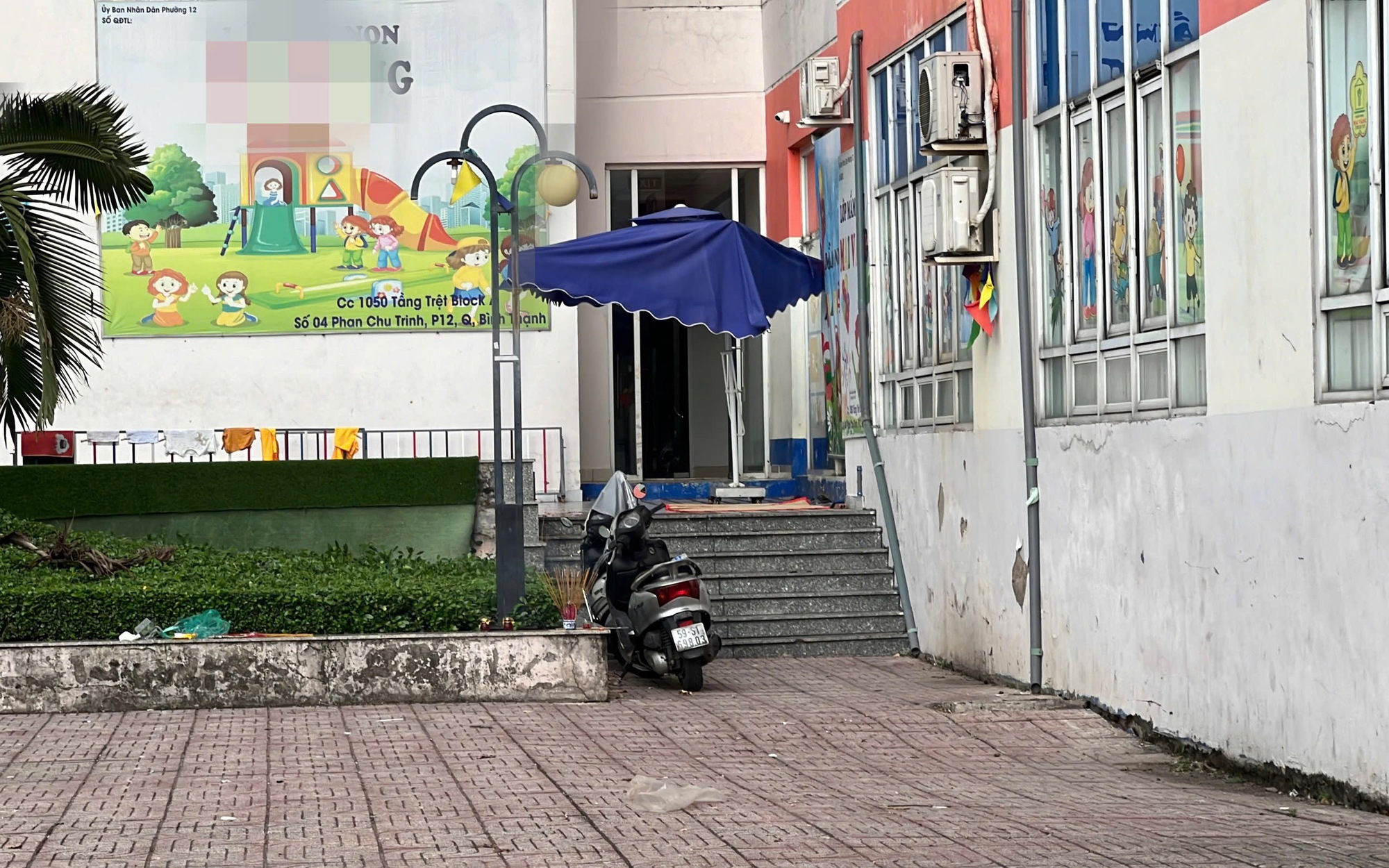 Điều tra vụ người đàn ông tử vong dưới tòa nhà chung cư- Ảnh 1. Điều tra vụ người đàn ông tử vong dưới tòa nhà chung cư- Ảnh 1.