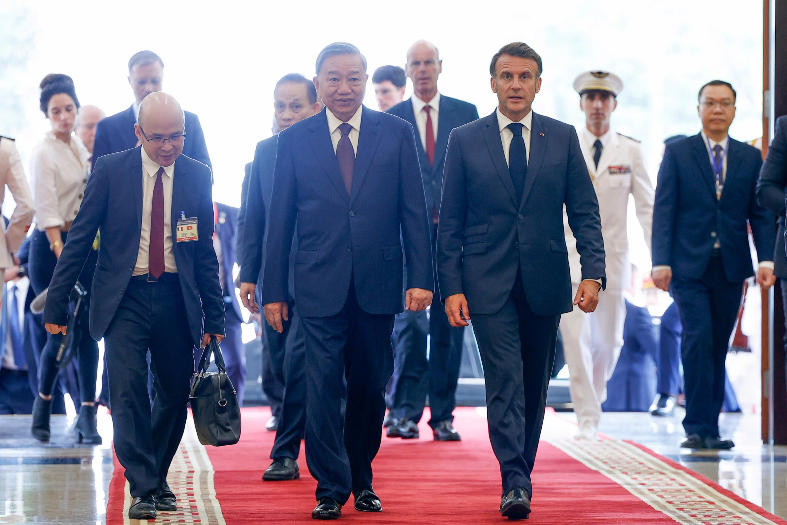 Tổng Bí thư Tô Lâm tiếp Tổng thống Pháp Macron- Ảnh 1.