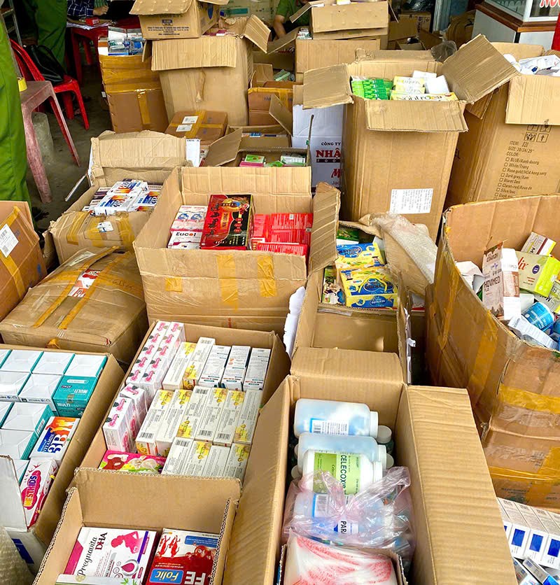 Phát hiện 100 loại thuốc tây không nguồn gốc trong cơ sở kinh doanh không phép- Ảnh 2. Phát hiện 100 loại thuốc tây không nguồn gốc trong cơ sở kinh doanh không phép- Ảnh 2.