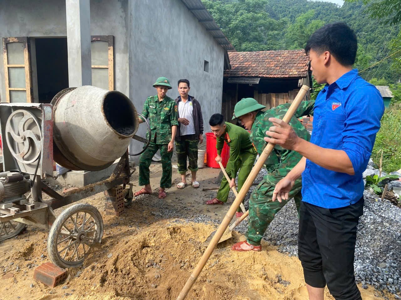 Quảng Bình cơ bản hoàn thành chương trình xóa nhà tạm, nhà dột nát trước ngày 2/9- Ảnh 1. Quảng Bình cơ bản hoàn thành chương trình xóa nhà tạm, nhà dột nát trước ngày 2/9- Ảnh 1.