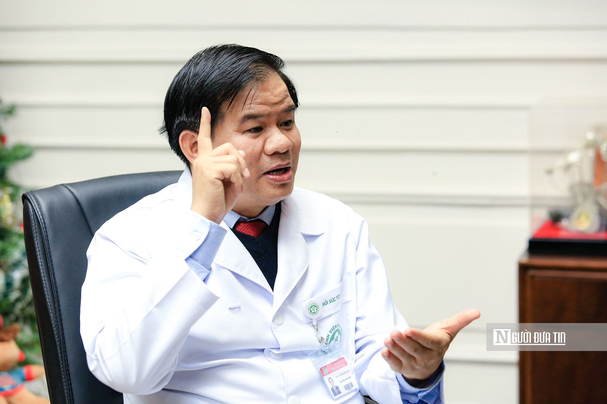 [E] Giám đốc BV Bạch Mai kể về éo le của người bệnh và điều cần làm để miễn viện phí- Ảnh 2.