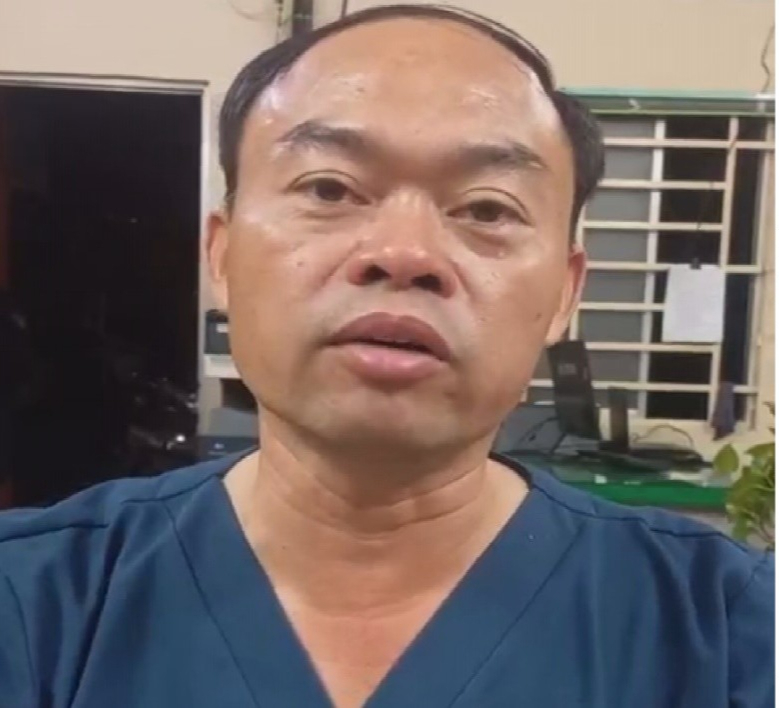 Tạm giữ bác sĩ rút đâm đồng nghiệp vì mâu thuẫn cá nhân- Ảnh 1. Tạm giữ bác sĩ rút đâm đồng nghiệp vì mâu thuẫn cá nhân- Ảnh 1.
