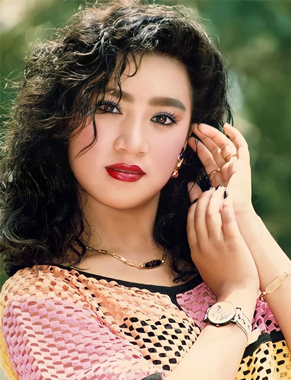 Cuộc sống U50 của người yêu duy nhất Lý Hùng công khai, chưa dám quay lại showbiz vì ngoại hình- Ảnh 1. Cuộc sống U50 của người yêu duy nhất Lý Hùng công khai, chưa dám quay lại showbiz vì ngoại hình- Ảnh 1.