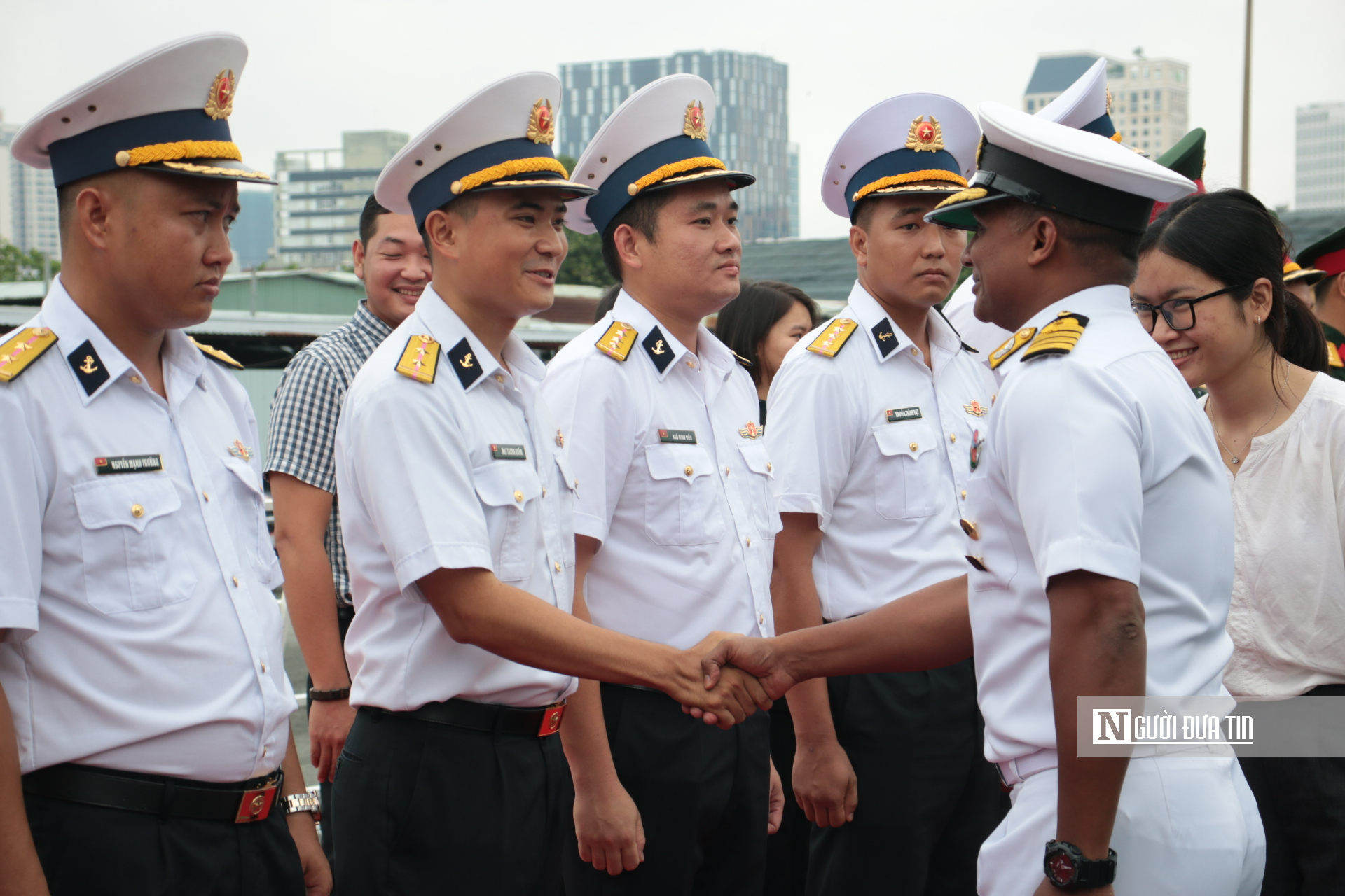 Tàu hải quân Ấn Độ INS Darshak thăm hữu nghị Tp.HCM, thúc đẩy hợp tác biển Việt Nam - Ấn Độ- Ảnh 2. Tàu hải quân Ấn Độ INS Darshak thăm hữu nghị Tp.HCM, thúc đẩy hợp tác biển Việt Nam - Ấn Độ- Ảnh 2.