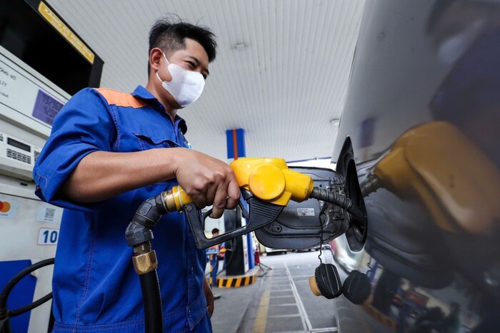 Giá xăng tăng từ chiều nay (29/5)- Ảnh 1.
