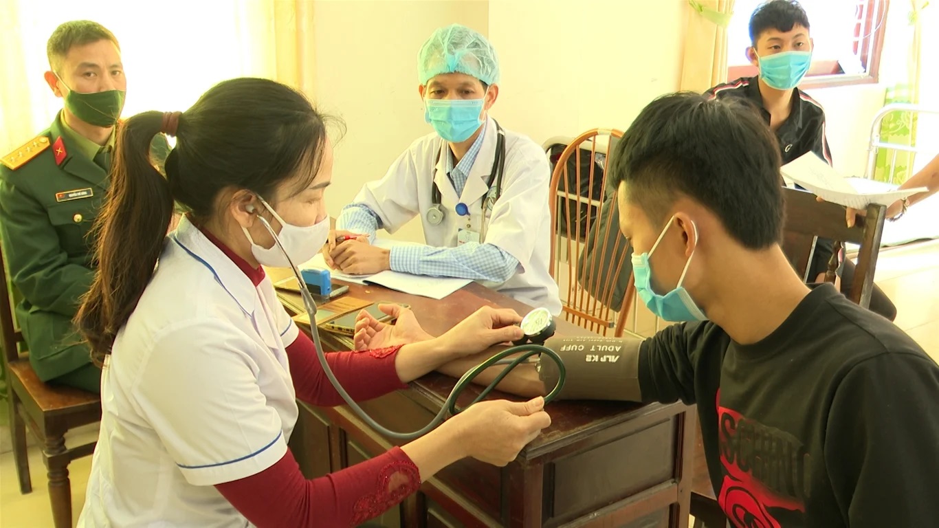 5 trường hợp vắng mặt ngày khám nghĩa vụ quân sự không bị xử phạt, ai cũng nên biết- Ảnh 1. 5 trường hợp vắng mặt ngày khám nghĩa vụ quân sự không bị xử phạt, ai cũng nên biết- Ảnh 1.