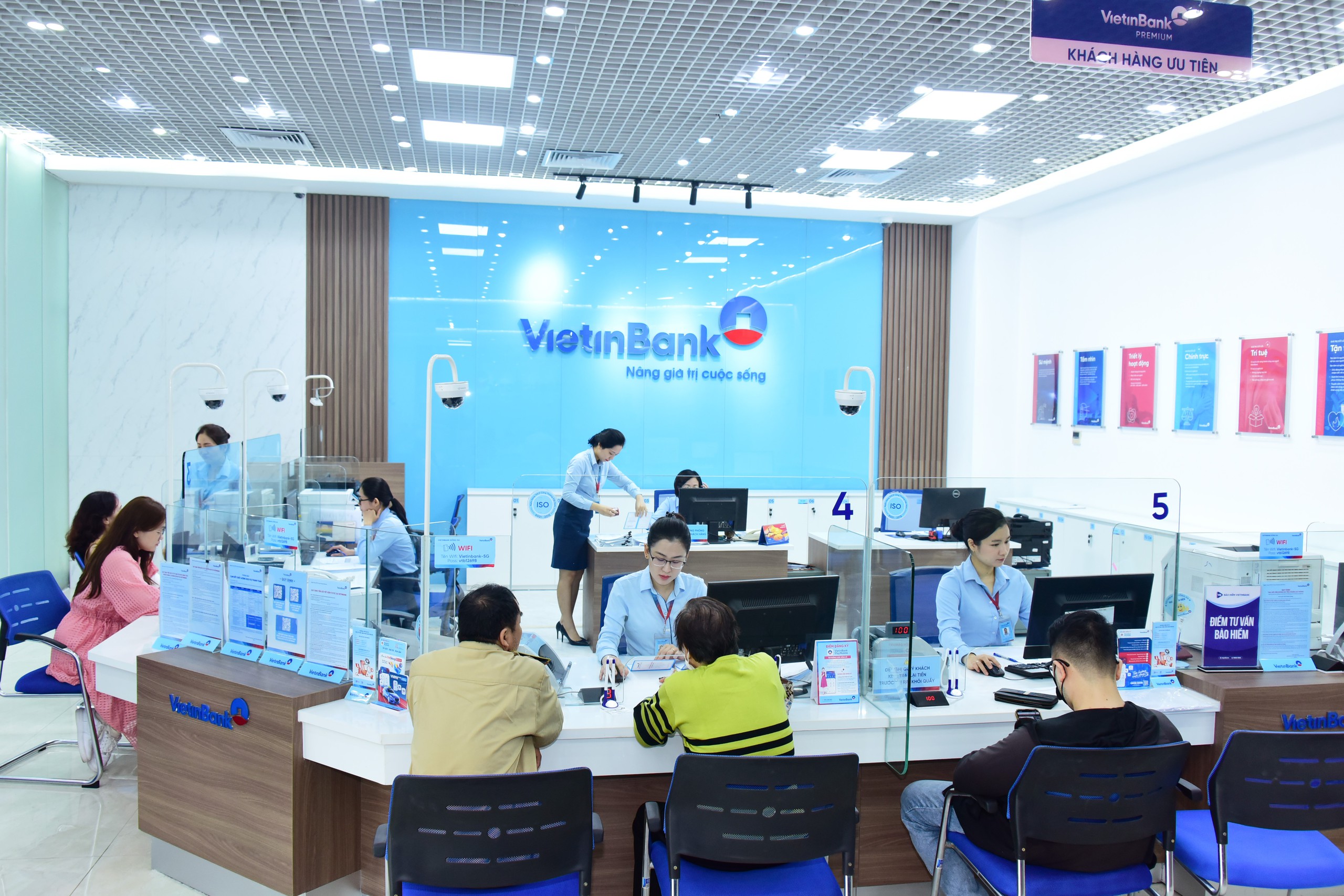 VietinBank tiên phong tinh gọn mạng lưới, tối ưu trải nghiệm cho khách hàng trên nền tảng số- Ảnh 1.