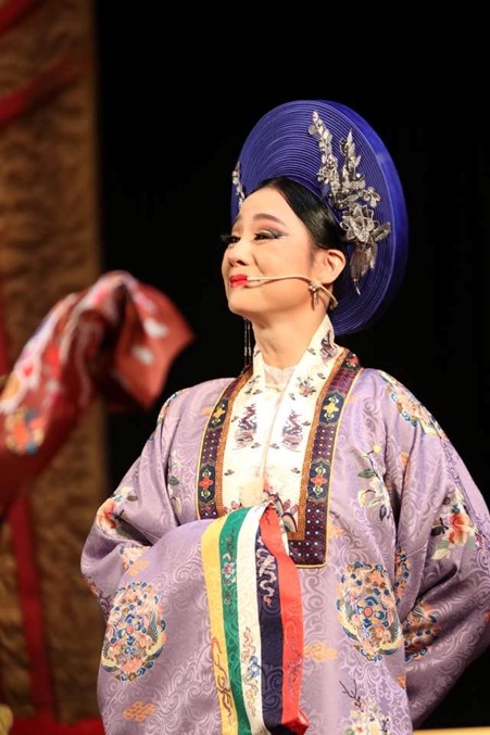 Nữ NSƯT từng đưa ra thoả thuận rạch ròi với chồng từ khi mới cưới, nhận về "quả ngọt" bất ngờ- Ảnh 2. Nữ NSƯT từng đưa ra thoả thuận rạch ròi với chồng từ khi mới cưới, nhận về "quả ngọt" bất ngờ- Ảnh 2.