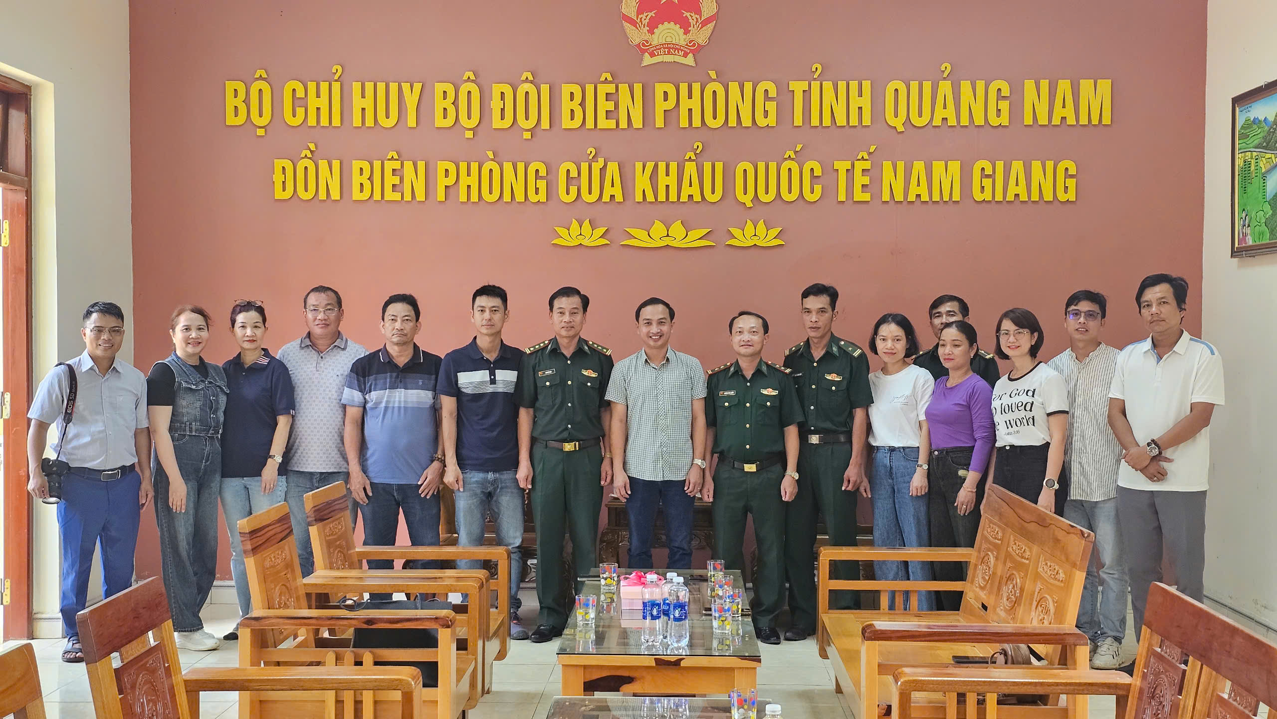 Báo chí sát cánh cùng đồng bào vùng biên giảm nghèo, phát triển kinh tế- Ảnh 2. Báo chí sát cánh cùng đồng bào vùng biên giảm nghèo, phát triển kinh tế- Ảnh 2.