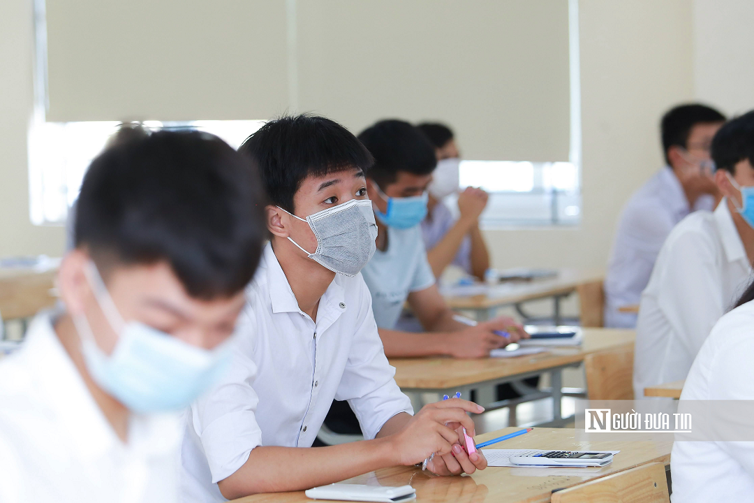 Bản tin 4/5: Chi tiết lịch thi tốt nghiệp trung học phổ thông năm 2025- Ảnh 1. Bản tin 4/5: Chi tiết lịch thi tốt nghiệp trung học phổ thông năm 2025- Ảnh 1.