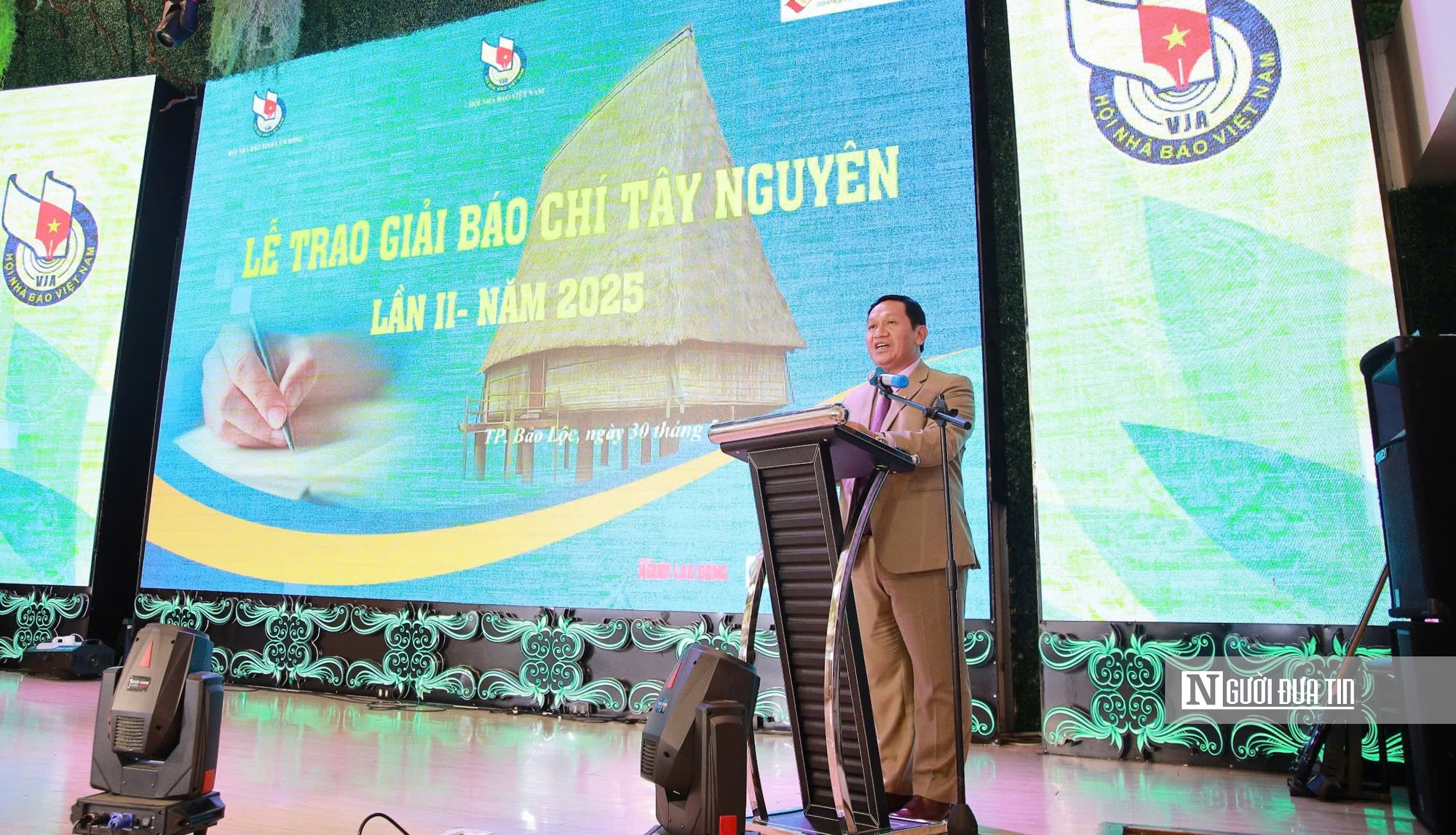 Loạt phóng sự của Tạp chí Đời sống và Pháp luật đoạt giải Ba Giải Báo chí Tây Nguyên lần thứ II- Ảnh 3. Loạt phóng sự của Tạp chí Đời sống và Pháp luật đoạt giải Ba Giải Báo chí Tây Nguyên lần thứ II- Ảnh 3.