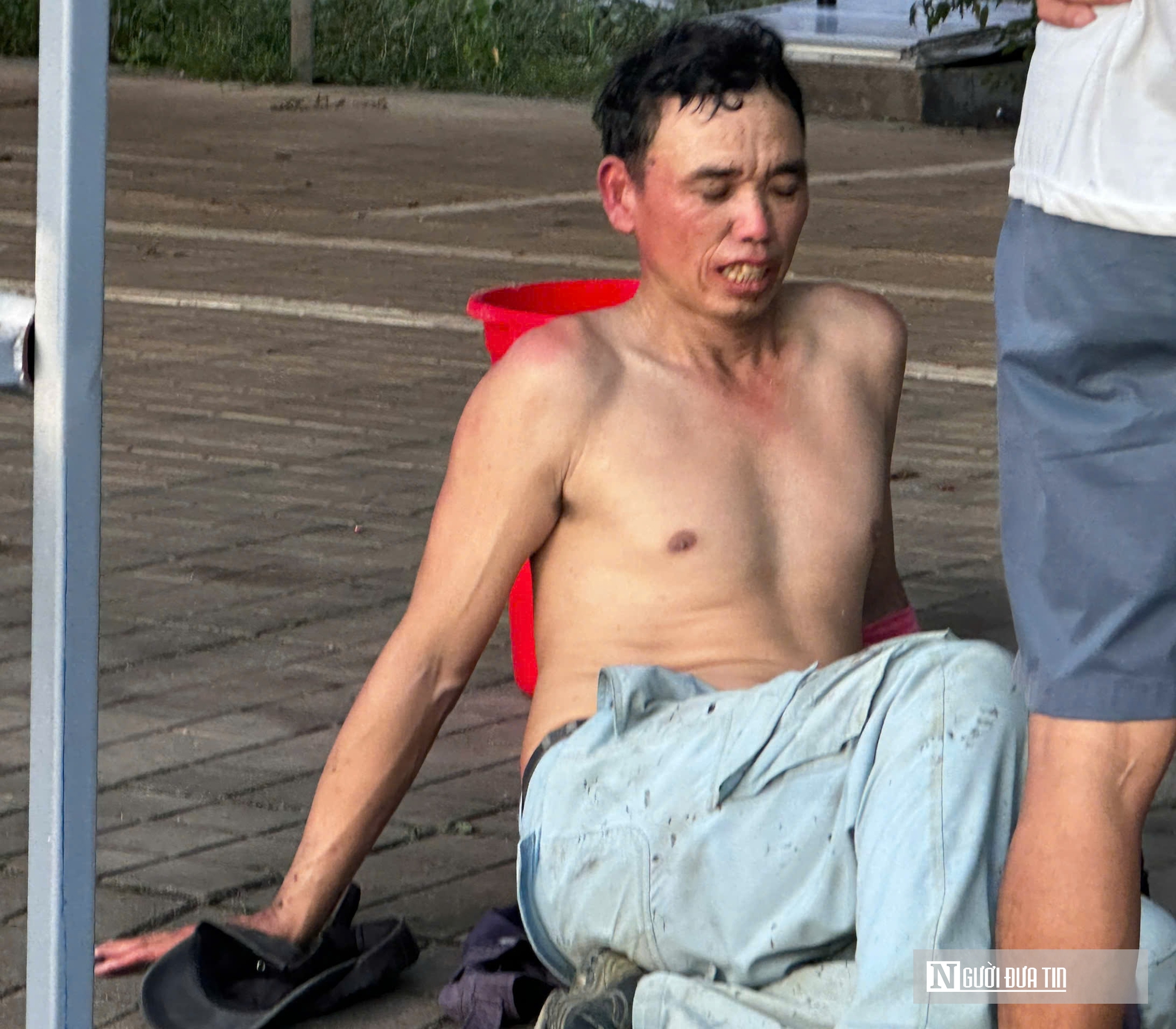 Hà Tĩnh: Cháy lớn trong nhà ăn của trường học- Ảnh 3. Hà Tĩnh: Cháy lớn trong nhà ăn của trường học- Ảnh 3.