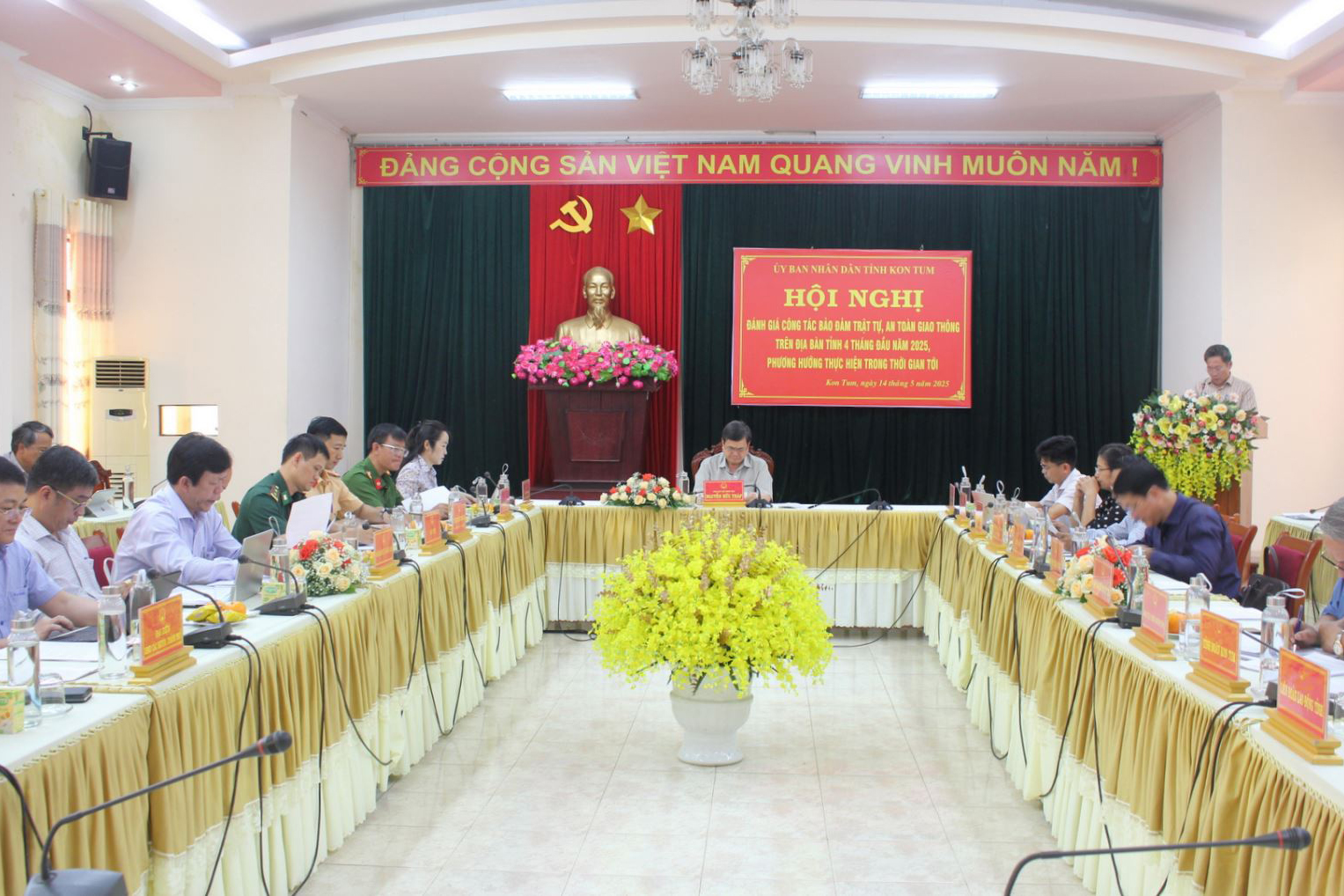 Ban ATGT tỉnh Kon Tum thực hiện tốt công tác đảm bảo TTATGT trên địa bàn- Ảnh 1. Ban ATGT tỉnh Kon Tum thực hiện tốt công tác đảm bảo TTATGT trên địa bàn- Ảnh 1.